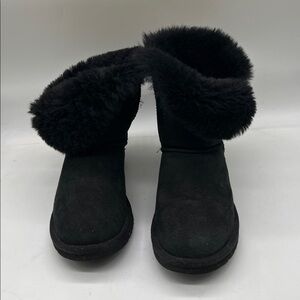UGG 5803 winter Sheepskin Boots black size 6